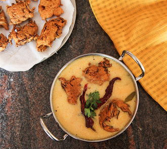 Organic Pakoda Kadhi With Plain Basmati Rice