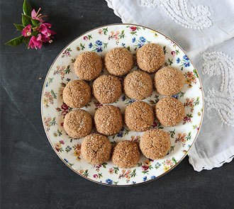 Organic Eggless Wholewheat Ginger Cookies