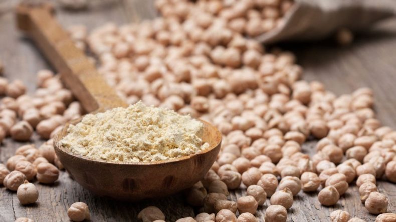 Calories in Besan: Good or Bad For Health? We Tell You!