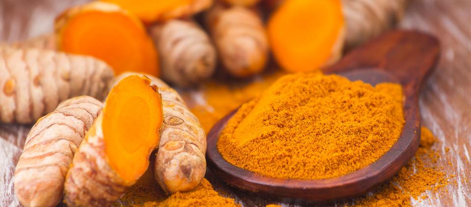 Read-All-About-The-Health-Benefits-of-Turmeric-Milk-Here