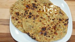 Make Easy Sattu ki Roti With This Recipe