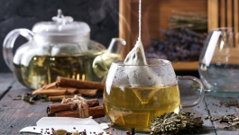 Can Green Tea Benefit Your Hair? Here’s How To Use It