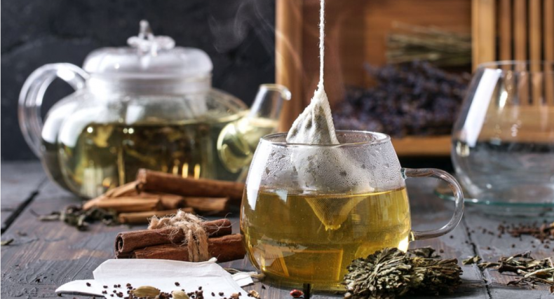 Can Green Tea Benefit Your Hair? Here’s How To Use It