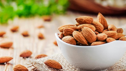 Here are 5 Reasons You Need To Include Organic Almonds For Babies’ Growth In Their Diet