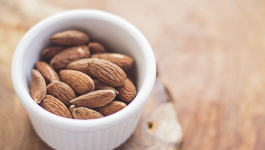 4 Interesting Ways to Gain Weight With Almonds