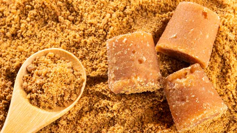 jaggery for babies, jaggery in milk for babies