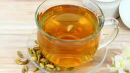 4 Benefits Of Having Cardamom With Warm Water