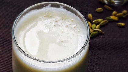 4 Amazing Benefits Of Elaichi (Cardamom) Milk