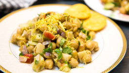 Mouth-watering Kabuli Chana Chaat recipes to try at home