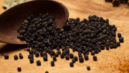 How Organic Black Pepper Is Grown?