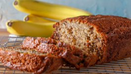 Here’s How You Can Make Vegan Banana Bread At Home