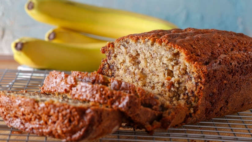 Here’s-How-You-Can-Make-Vegan-Banana-Bread-At-Home